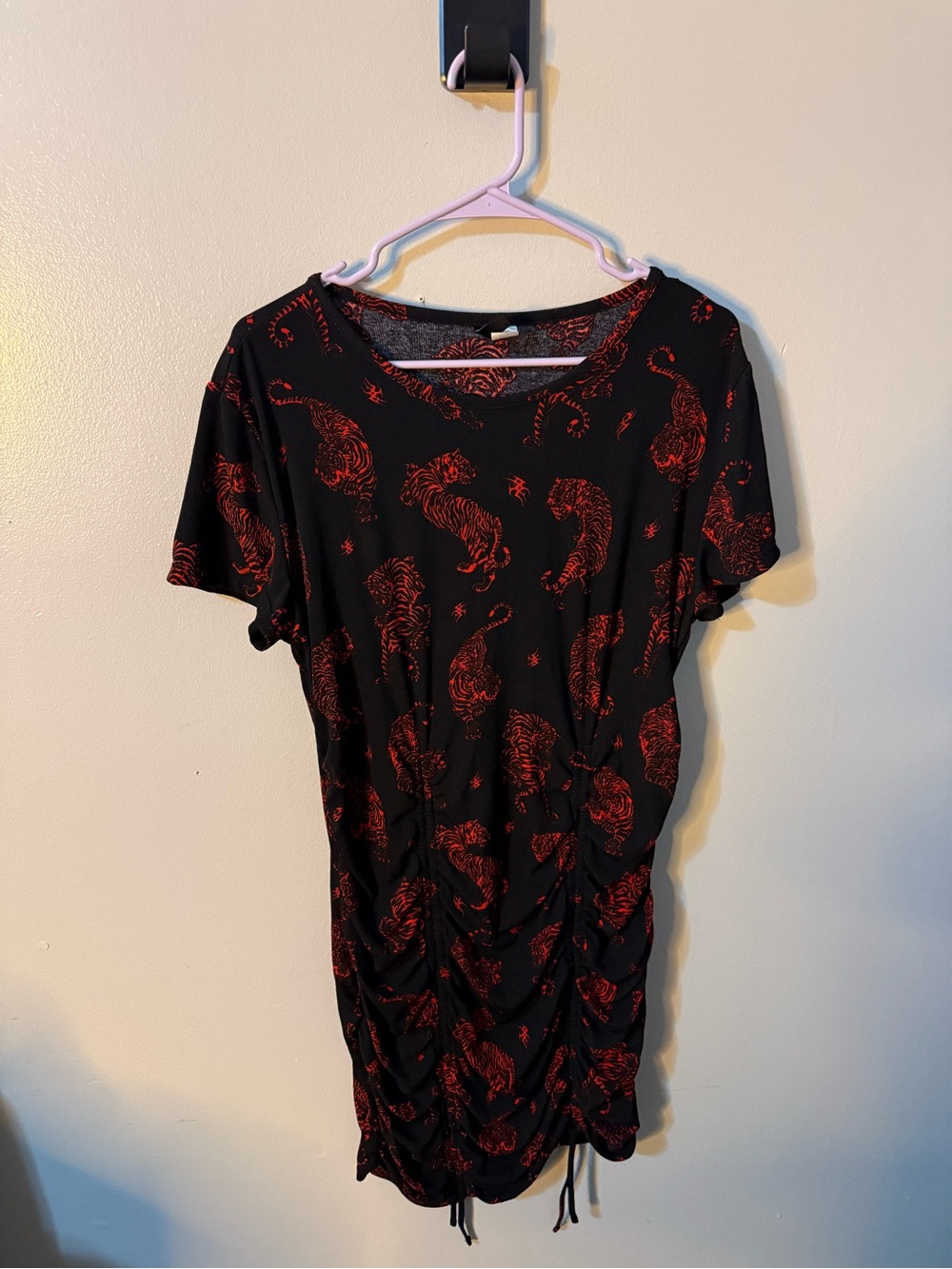 H&M Black Pajama Top with Red Tiger Print